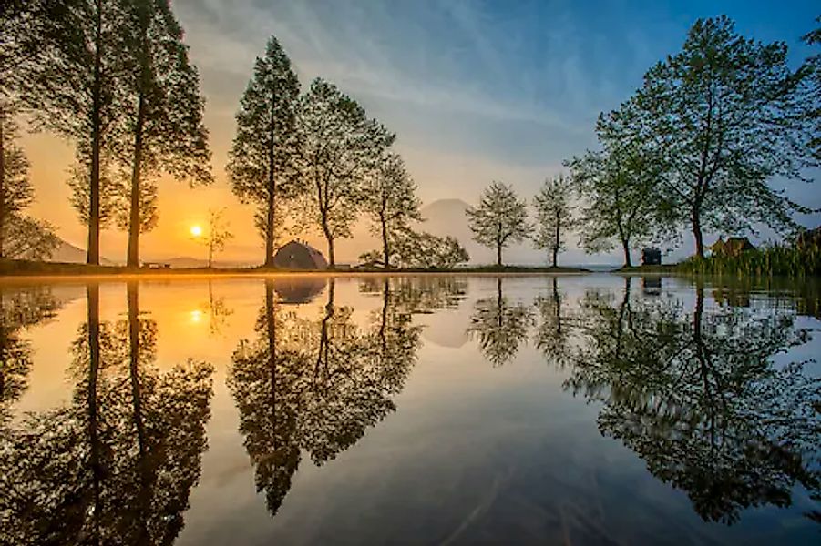 Papermoon Fototapete »Photo-Art CHANWIT WHANSET, MOUNT FUJI SPIEGELT SICH I günstig online kaufen