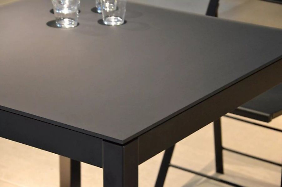 Outdoor Tisch Quadrat Keramik Grau / schwarz 80x80 günstig online kaufen