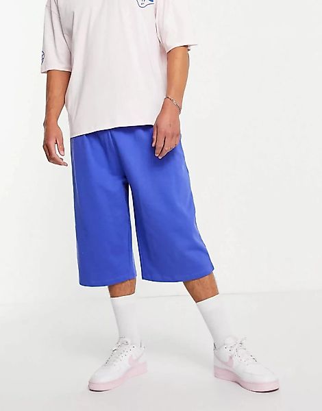 ASOS DESIGN – Länger geschnittene Oversize-Shorts aus Jersey in Blau, Kombi günstig online kaufen