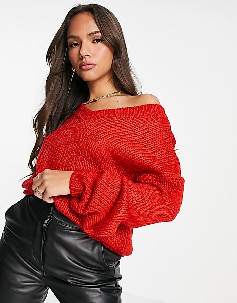 QED London – Pullover in Rot mit V-Ausschnitt günstig online kaufen
