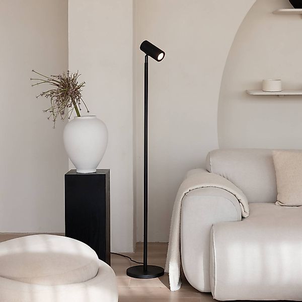 GOOD & MOJO Stehlampe Java, schwarz, 141 cm, Bambus, GU10 günstig online kaufen
