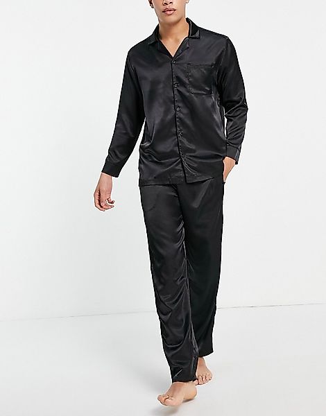 ASOS DESIGN – Lounge-Pyjamaset mit Hemd und Hose aus Satin-Schwarz günstig online kaufen