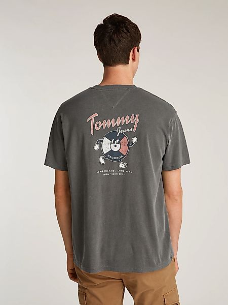 Tommy Jeans T-Shirt TJM RLX NOVELTY 2 GMD TEE mit großem Logo am Rücken günstig online kaufen