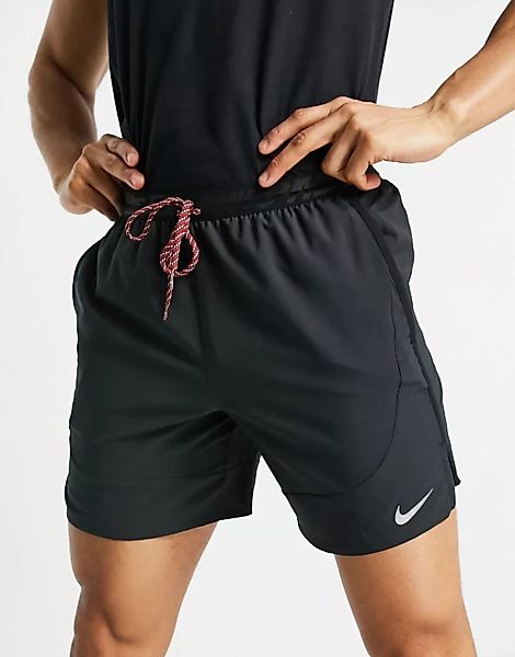 Nike Running – Run Wild Flex Stride – Shorts in Schwarz, 7 Zoll günstig online kaufen