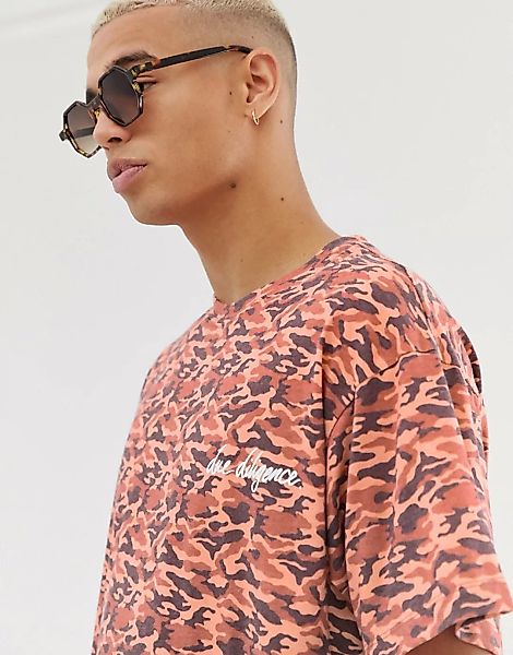 Due Diligence – T-Shirt mit Military-Muster-Orange günstig online kaufen