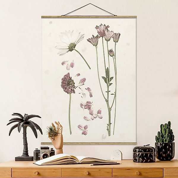 Stoffbild Blumen mit Posterleisten - Hochformat Herbarium in rosa II günstig online kaufen