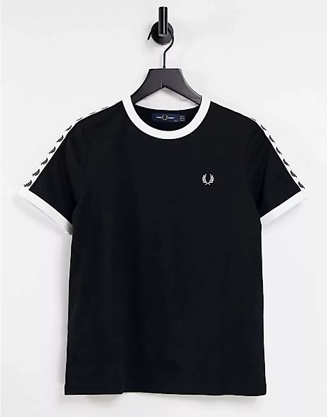 Fred Perry – Kurzärmliges T-Shirt in Schwarz mit Zierstreifen günstig online kaufen