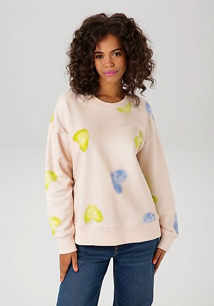 Aniston CASUAL Sweatshirt, mit Batik-Herzen bedruckt günstig online kaufen