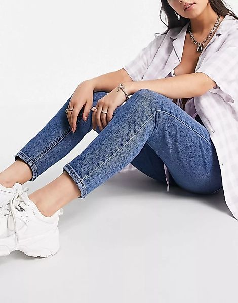 Noisy May – Jeans mit schmalem Schnitt in verwaschenem Mittelblau günstig online kaufen