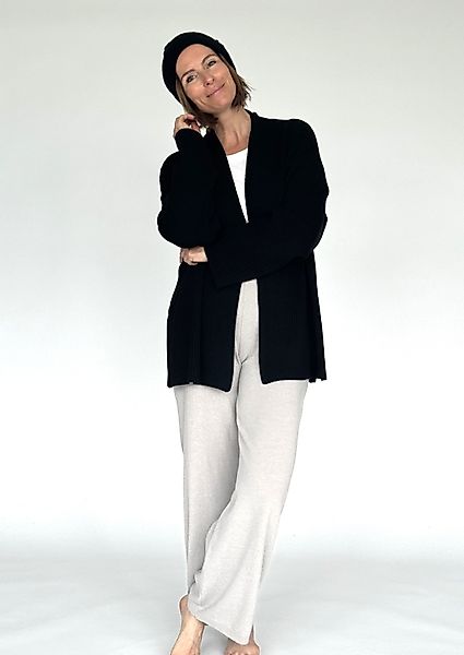 Zuckerwatte Strickjacke Rippstrickdetails, aus weicher Merino günstig online kaufen