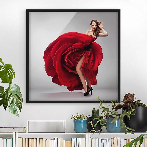 Bild mit Rahmen Portrait - Quadrat No.334 Rose Robe günstig online kaufen