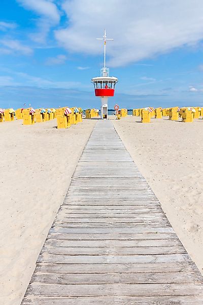 queence Acrylglasbild »Early«, Strand-Steg-Meer-Meer Bilder-Leuchtturm, (1 günstig online kaufen