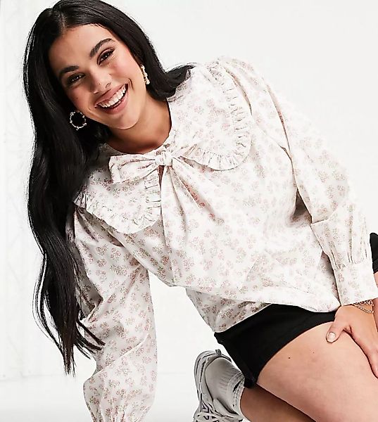 Neon Rose Plus – Lockere Bluse mit Schluppe und Vintage-Blumenmuster-Weiß günstig online kaufen