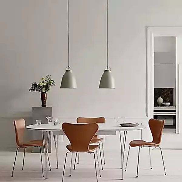 Fritz Hansen Caravaggio Pendelleuchte, hellgrün/Kabel grau - ø25,8 cm günstig online kaufen