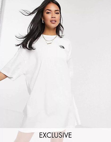 The North Face – T-Shirt-Kleid aus Jersey in Weiß, exklusiv bei ASOS günstig online kaufen