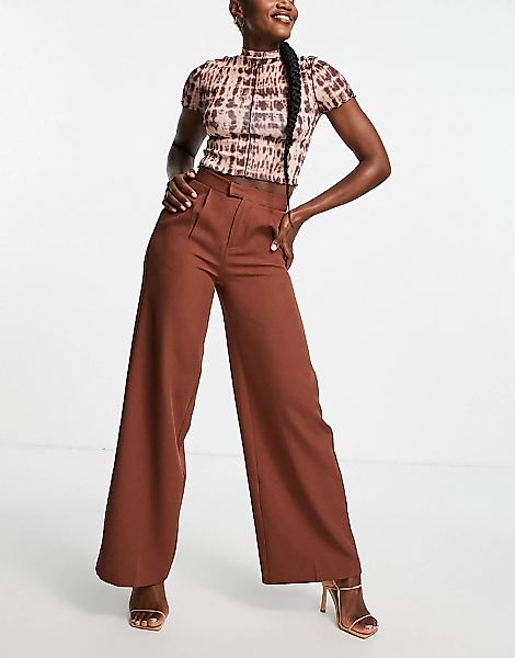 In The Style x Perrie Sian – Hose in Schokoladenbraun mit weitem Bein, Komb günstig online kaufen