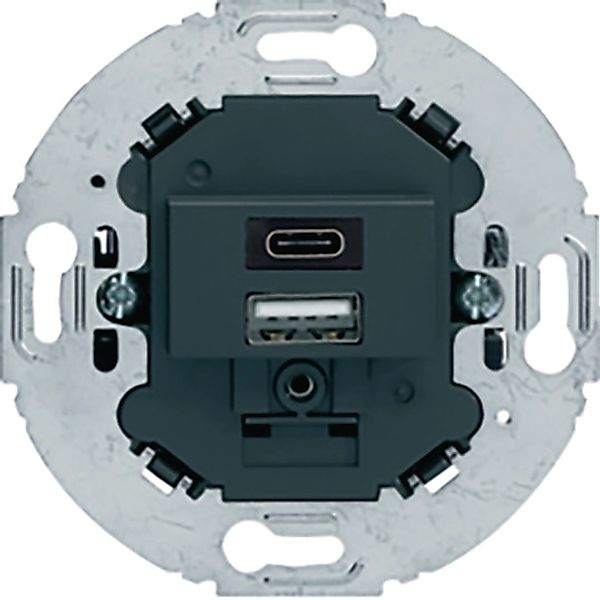 Berker USB A+C Ladesteckdose 230V 2fach, 3.0A 260415 günstig online kaufen
