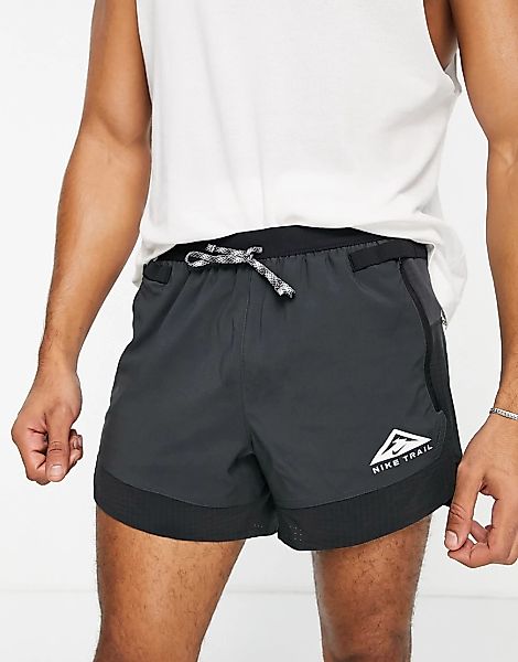 Nike – Trail Running Dri-FIT Flex Stride – 5-Zoll-Shorts in Grau günstig online kaufen