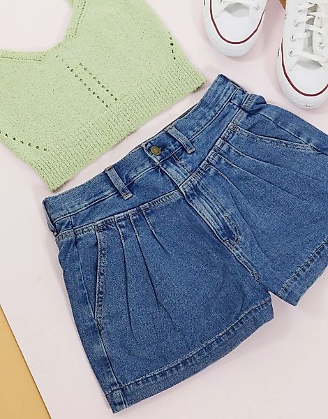 American Eagle – Mom-Shorts mit extrahohem Bund in verwaschenem Mittelblau günstig online kaufen