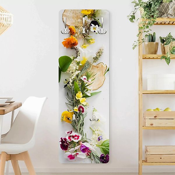 Wandgarderobe Holzpaneel Frische Kräuter mit Essblüten günstig online kaufen