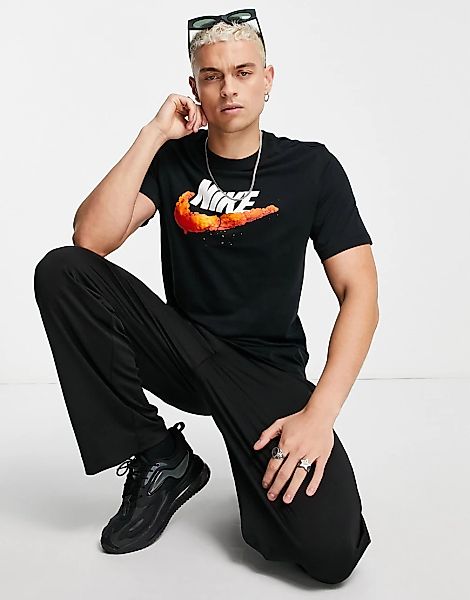 Nike – Sole Food – T-Shirt in Schwarz mit Print auf der Brust günstig online kaufen