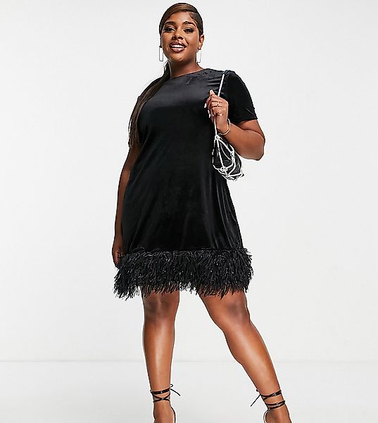 Jaded Rose Plus – Kurzes T-Shirt-Kleid aus Samt mit Kunstpelz in Schwarz günstig online kaufen