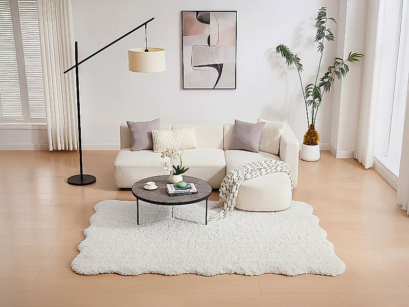 Hochflorteppich mit wellenförmigen Rändern - 200 x 290 cm - Weiß - NERIDA günstig online kaufen