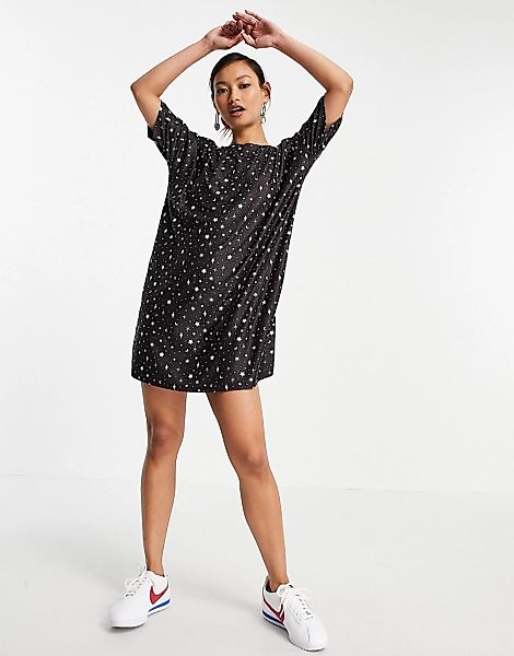 Urban Threads – T-Shirt-Kleid in Schwarz mit Sternenmuster günstig online kaufen
