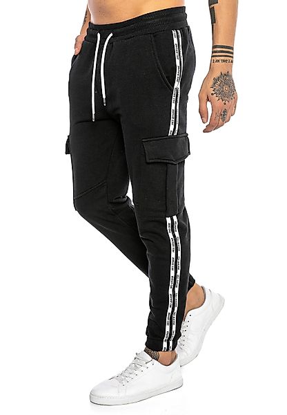 RedBridge Jogginghose mit Seitenstreifen - Cargo-Sweatpants günstig online kaufen