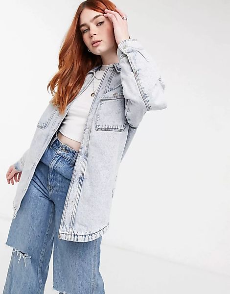 Bershka – Oversize-Hemdjacke aus Jeansstoff in Vintageblau günstig online kaufen