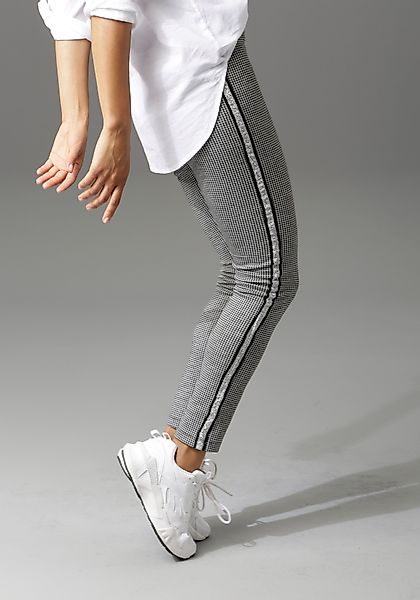 Aniston CASUAL Schlupfhose mit glitzernden Galonstreifen günstig online kaufen