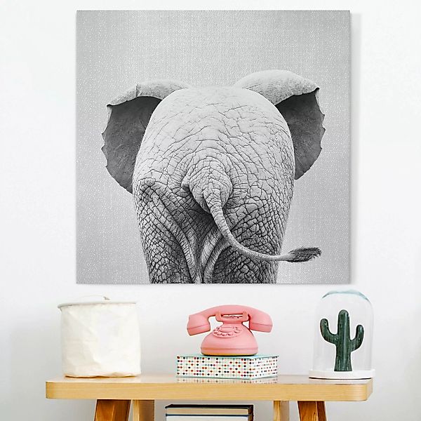 Leinwandbild Baby Elefant von hinten Schwarz Weiß günstig online kaufen