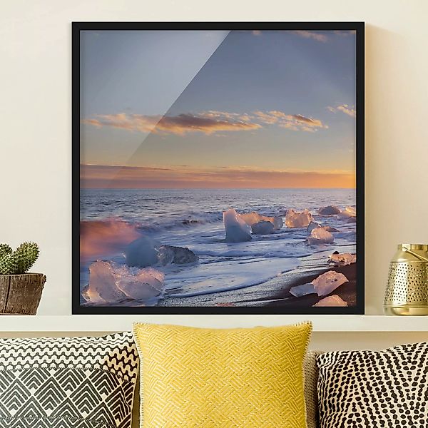 Bild mit Rahmen - Quadrat Eisbrocken am Strand Island günstig online kaufen