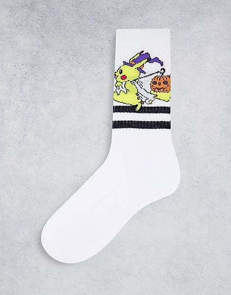 ASOS DESIGN – Halloween Pokémon – Sportsocken mit Pikachu -Motiv-Weiß günstig online kaufen