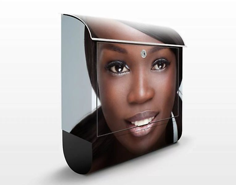 Briefkasten Portrait Black Beauty Close Up günstig online kaufen