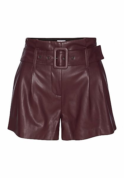 LASCANA Shorts, (mit Gürtel), aus Lederimitat, Kunstleder Shorts, elegant, günstig online kaufen