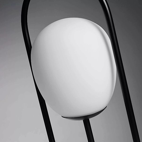 Tischlampe Drop, Milchglasschirm, Gestell schwarz günstig online kaufen