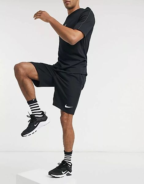 Nike Training – Dry – Fleece-Shorts in Schwarz günstig online kaufen