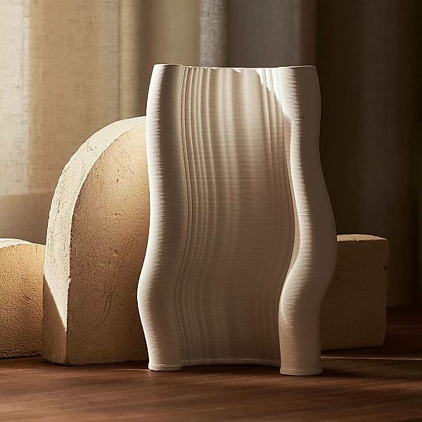 ferm LIVING Vase Moire, weiß, Höhe 30 cm, Ton günstig online kaufen