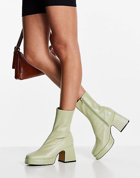 Topshop – Heaven – Ankle-Boots aus Leder in Grün mit Plateausohle günstig online kaufen
