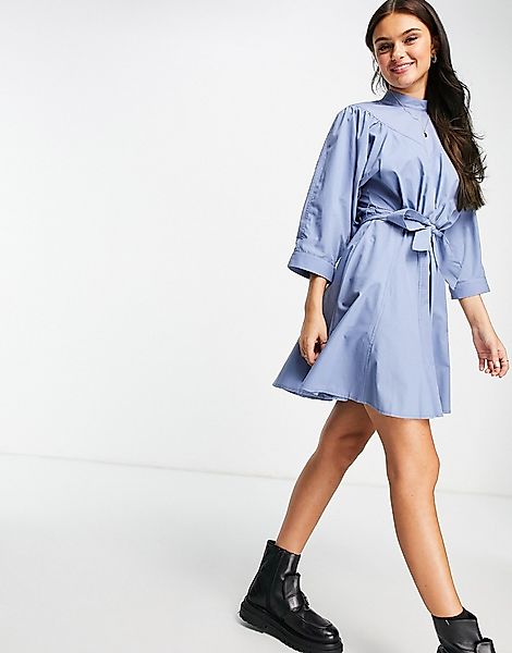 ASOS DESIGN – Kurzes Skater-Kleid in Blau aus Baumwoll-Popeline mit abgeste günstig online kaufen