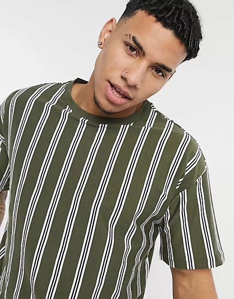 New Look – Oversize-T-Shirt in Khaki, vertikal gestreift-Grün günstig online kaufen