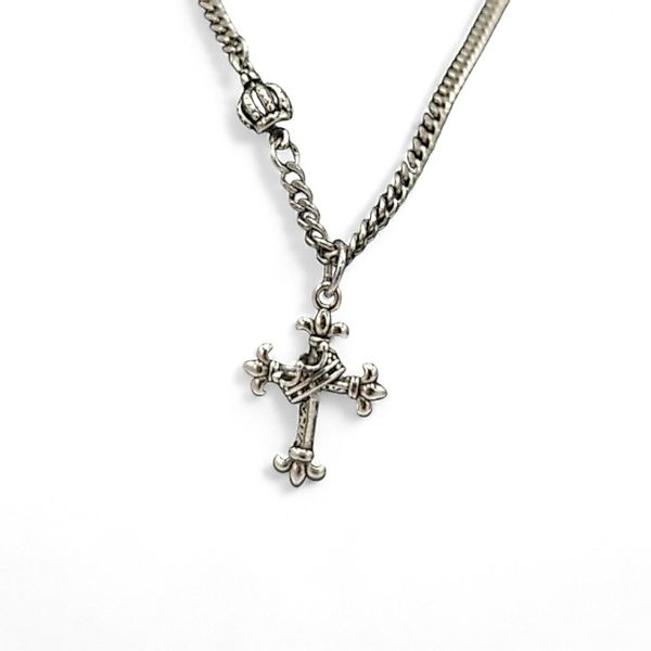 Eyecatcher Edelstahlkette Silberfarbene Halskette mit Kreuz günstig online kaufen