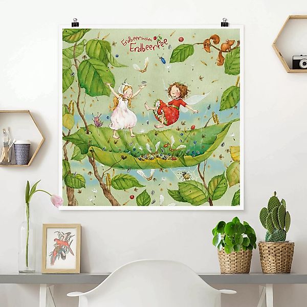 Poster Kinderzimmer - Quadrat Erdbeerinchen Erdbeerfee - Trampolin günstig online kaufen
