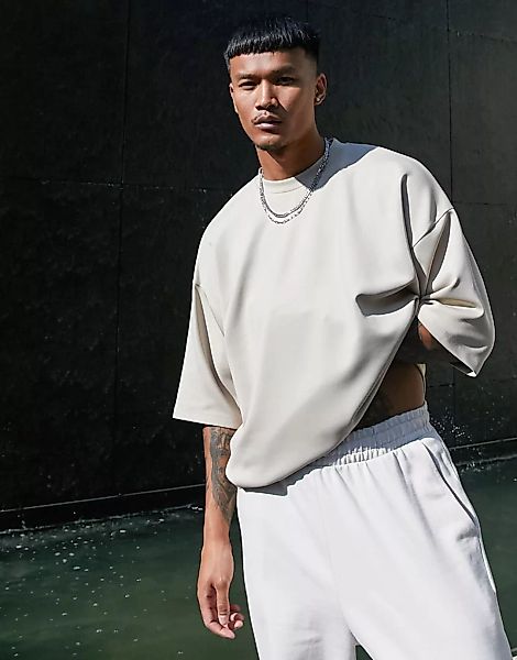 ASOS DESIGN – Oversize-T-Shirt aus beigefarbenem Scuba-Material-Neutral günstig online kaufen