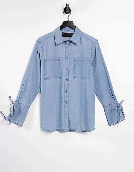 ASOS DESIGN – Weiches Oversize-Jeanshemd in mittlerer Waschung-Blau günstig online kaufen