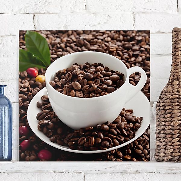 Leinwandbild Küche - Querformat Kaffeetasse mit gerösteten Kaffeebohnen günstig online kaufen