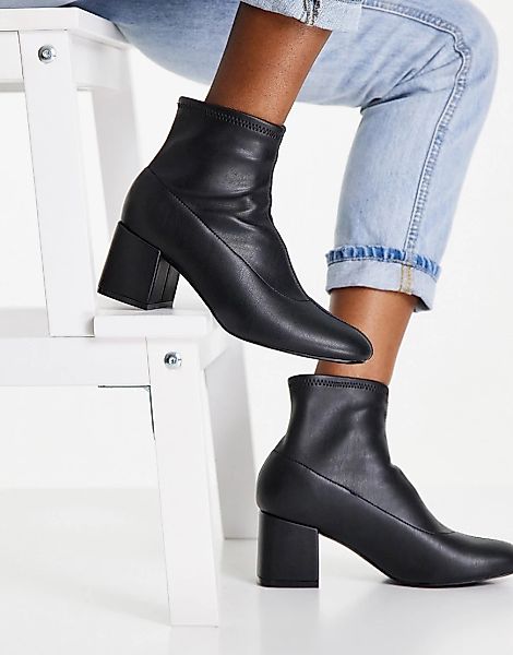 New Look – Sock-Boot-Stiefel in Schwarz mit Blockabsatz günstig online kaufen