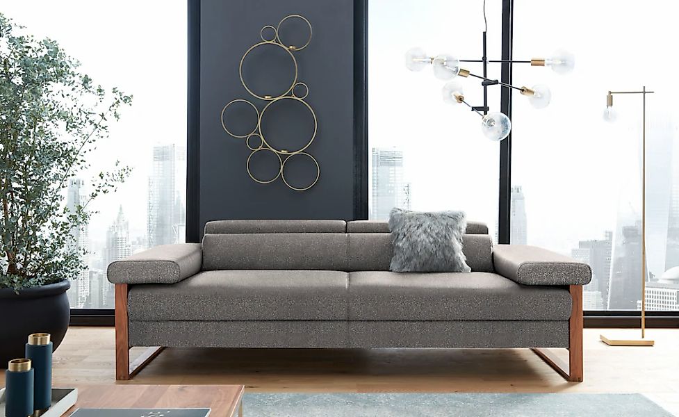 W.SCHILLIG 2,5-Sitzer "finn", German Design Award 2016, Fußgestell Nussbaum günstig online kaufen