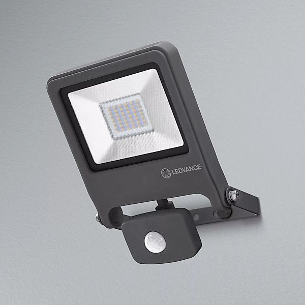 LEDVANCE Endura Floodlight Sensor-LED-Strahler 30W günstig online kaufen